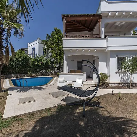 Villa Summer